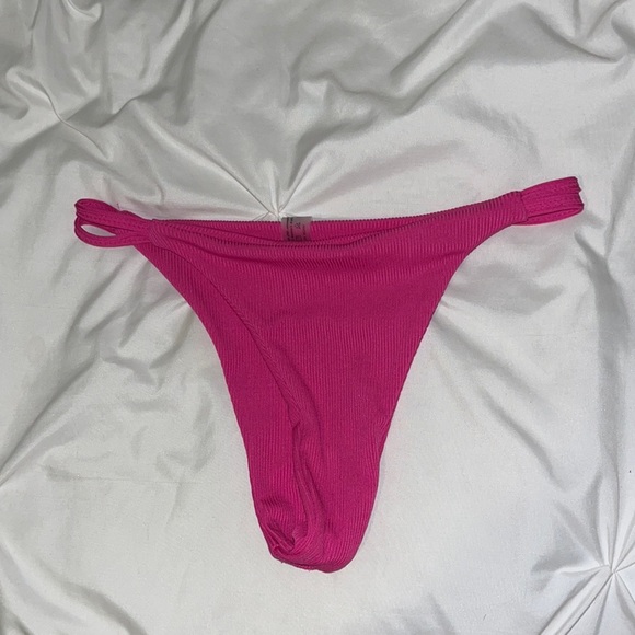 Shein bottoms - Picture 1 of 1